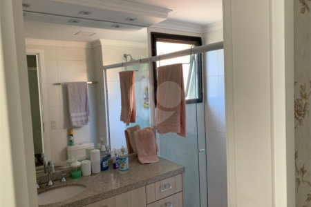 Apartamento à venda com 3 suítes em Vila Monumento, São Paulo, SP