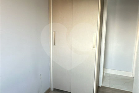 Apartamento para alugar com 3 quartos, sendo 1 suíte,  em Lar São Paulo, São Paulo, SP