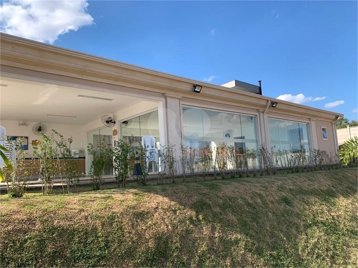 Casa à venda no condomínio Vila Rica, Indaiatuba - SP