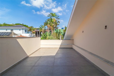 Casa à venda com 4 quartos, sendo 3 suítes,  em Interlagos, São Paulo, SP