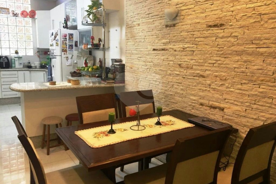 Sobrado à venda com 3 quartos, sendo 1 suíte, em Freguesia do Ó, São Paulo, SP