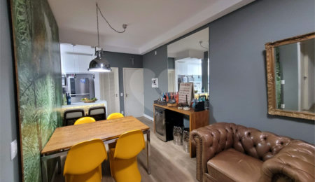 Apartamento à venda com 3 quartos, sendo 1 suíte, no Centro, Vinhedo, SP
