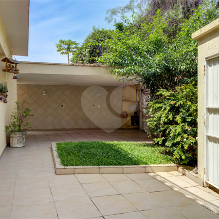Casa de Vila à venda com 4 suítes em Granja Julieta, São Paulo, SP