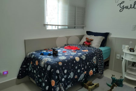 Casa à venda com 4 quartos, sendo 2 suítes, no condomínio Primavera, Salto - SP