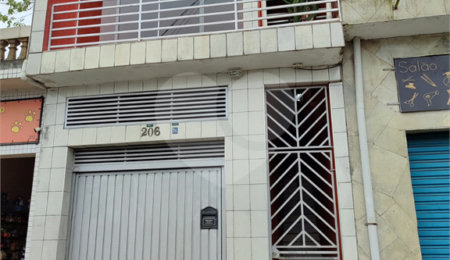 Sobrado à venda com 2 quartos, sendo 1 suíte,  em Jardim Iporã, São Paulo, SP