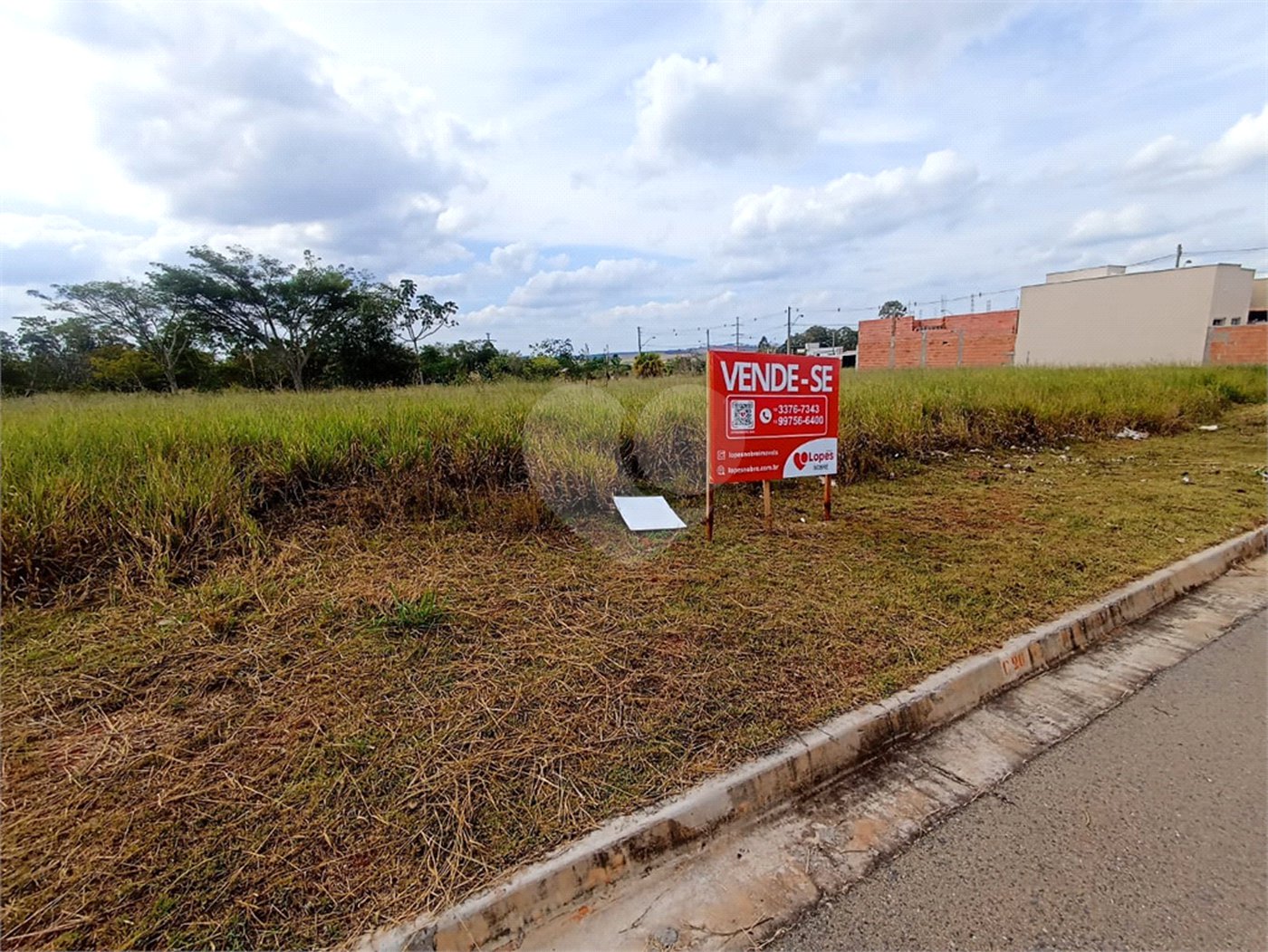 Terreno à venda em Vila Asem, Itapetininga, SP