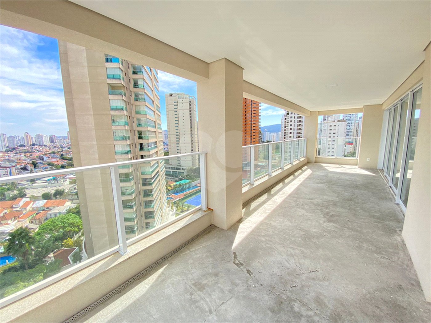 Apartamento à venda com 4 suítes em Santana, São Paulo, SP