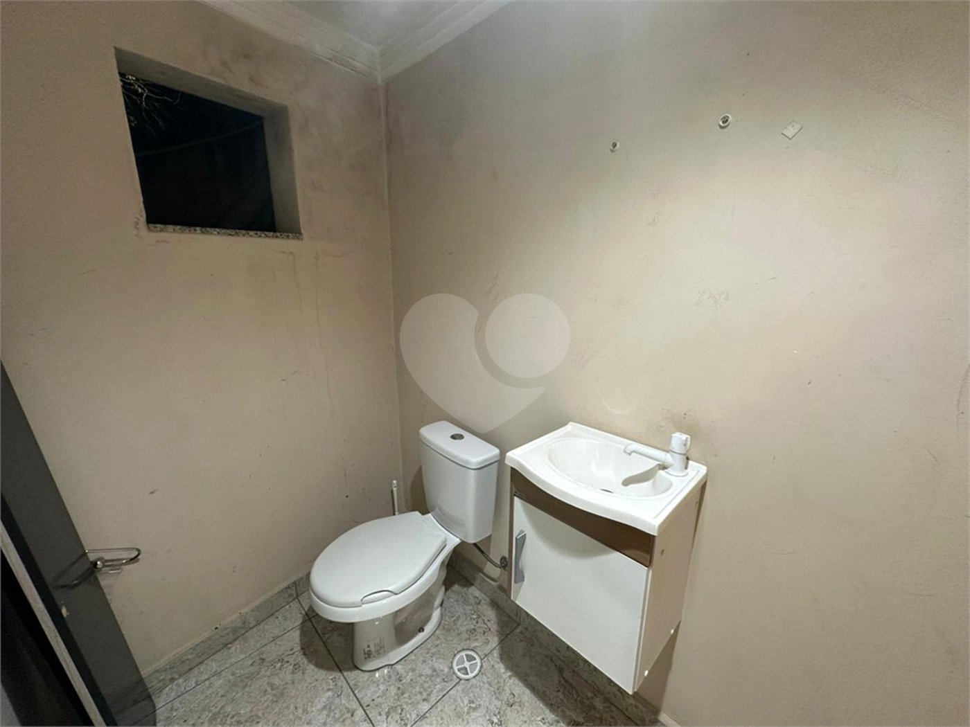 Casa à venda ou para alugar com 3 quartos, sendo 1 suíte,  em Jardim Vivan, São Paulo, SP
