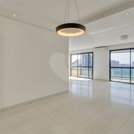 Apartamento à venda com 3 quartos, sendo 1 suíte, em Morumbi, São Paulo, SP