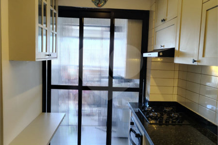 Apartamento à venda com 2 suítes em Vila Dom Pedro I, São Paulo, SP