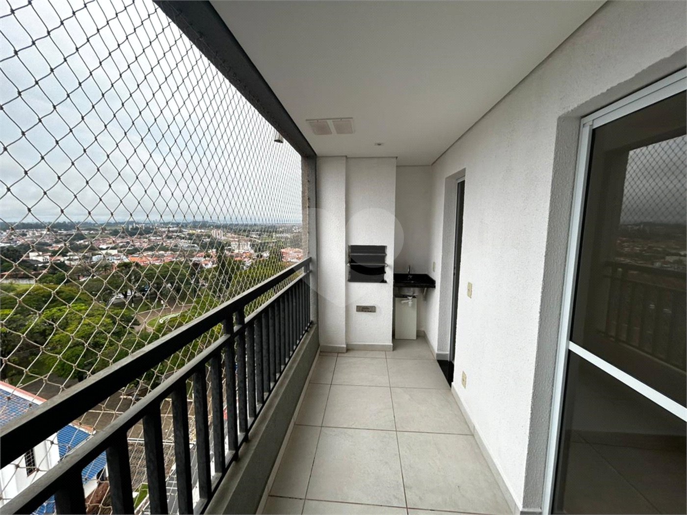 Apartamento à venda com 2 quartos, sendo 1 suíte, em Vila Aparecida, Itapetininga, SP