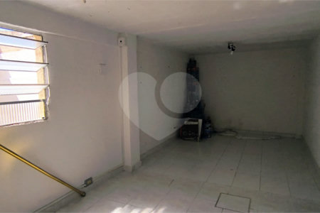 Sobrado à venda com 3 quartos, sendo 2 suítes, em Jardim Ivana, São Paulo, SP