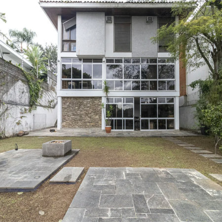 Casa à venda com 3 quartos, sendo 2 suítes,  em Alto de Pinheiros, São Paulo, SP