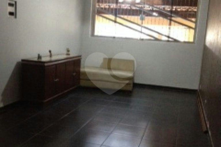 Sobrado à venda com 3 quartos, sendo 1 suíte, em Vila Nova Cachoeirinha, São Paulo, SP