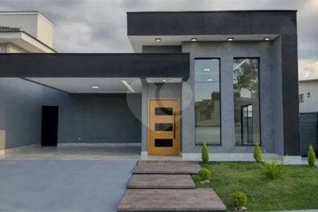 Casa à venda com 3 quartos, sendo 1 suíte,  no condomínio Terras do Vale, Caçapava - SP