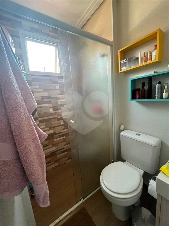 Casa à venda com 3 quartos, sendo 1 suíte, no condomínio Vila Siqueira, São Paulo - SP