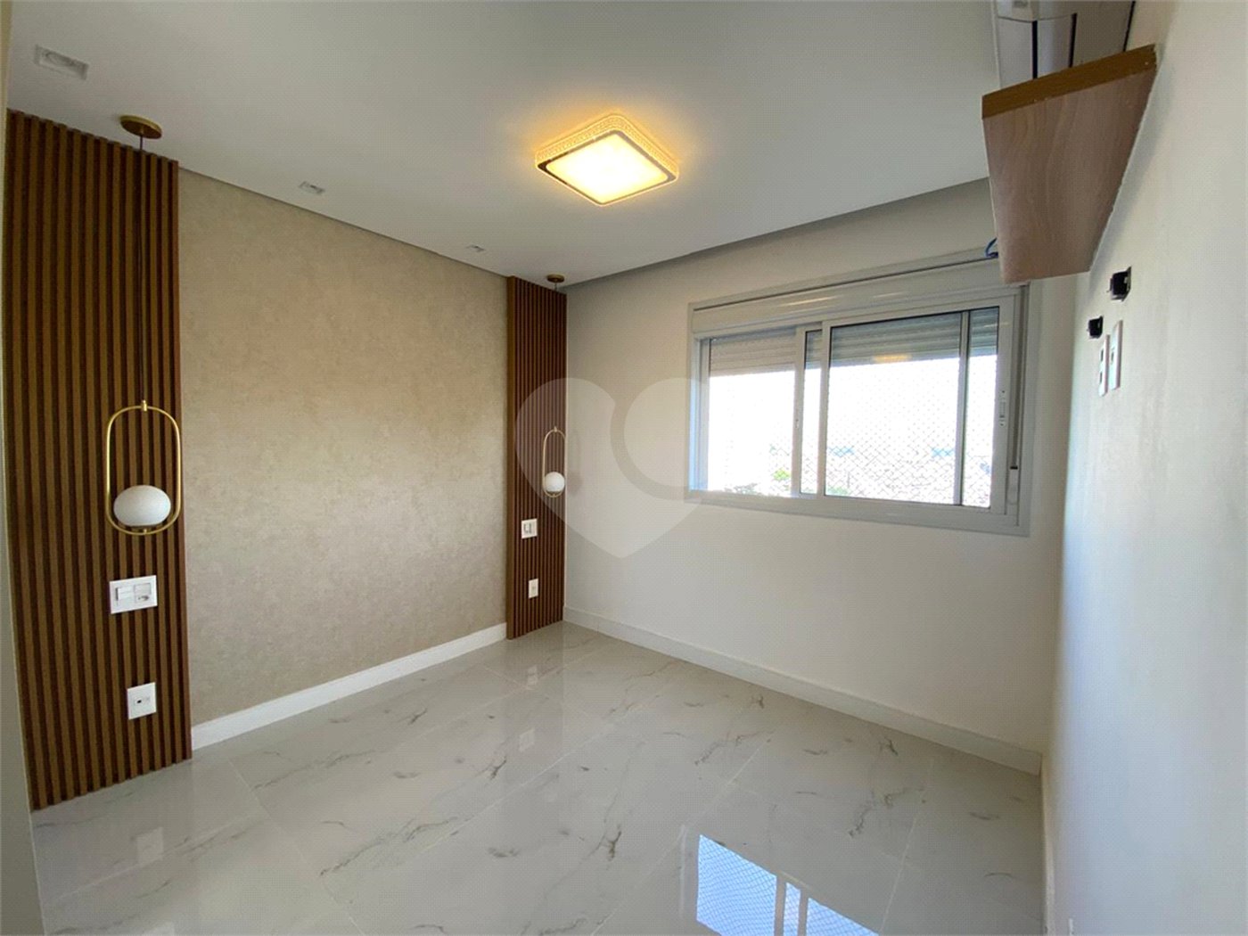Apartamento à venda com 2 quartos, sendo 1 suíte,  em Jardim Caboré, São Paulo, SP