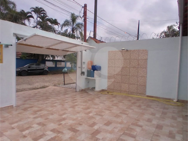Casa Térrea à venda com 3 suítes em Loty, Itanhaém, SP