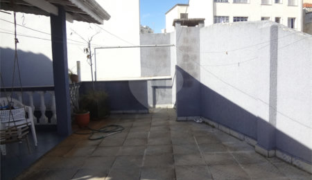 Sobrado à venda com 4 suítes em Santana, São Paulo, SP