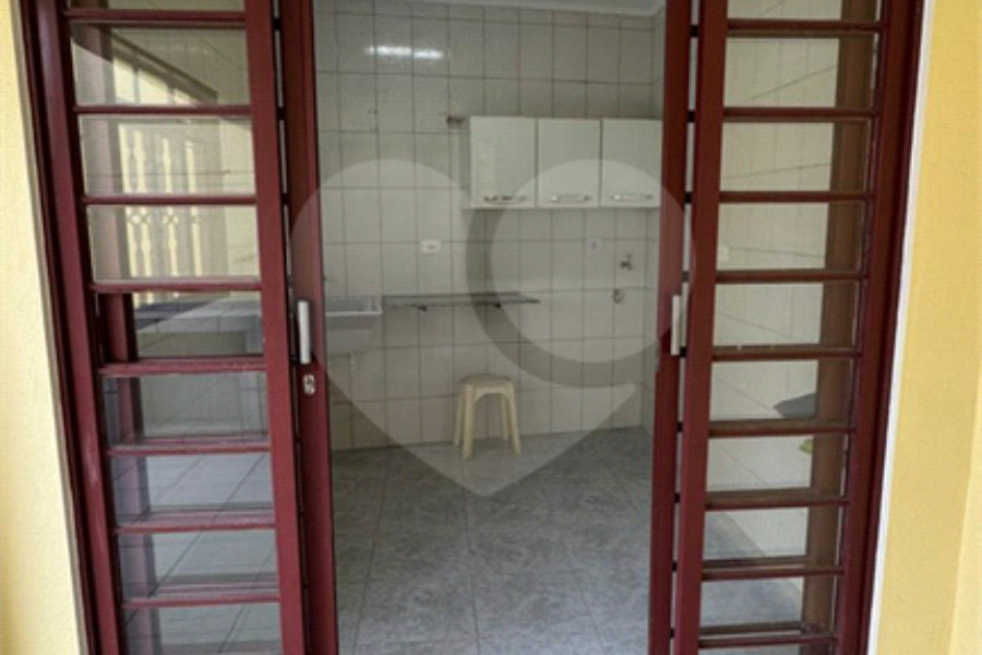Sobrado à venda com 2 quartos, sendo 1 suíte, em Vila Prudente, São Paulo, SP