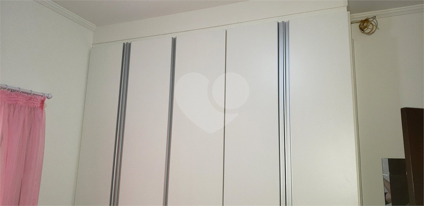 Casa à venda com 3 quartos, sendo 1 suíte, no condomínio Alpes da Cantareira, Mairiporã - SP
