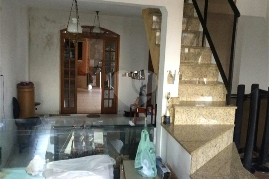 Sobrado à venda com 3 suítes em Tremembé, São Paulo, SP