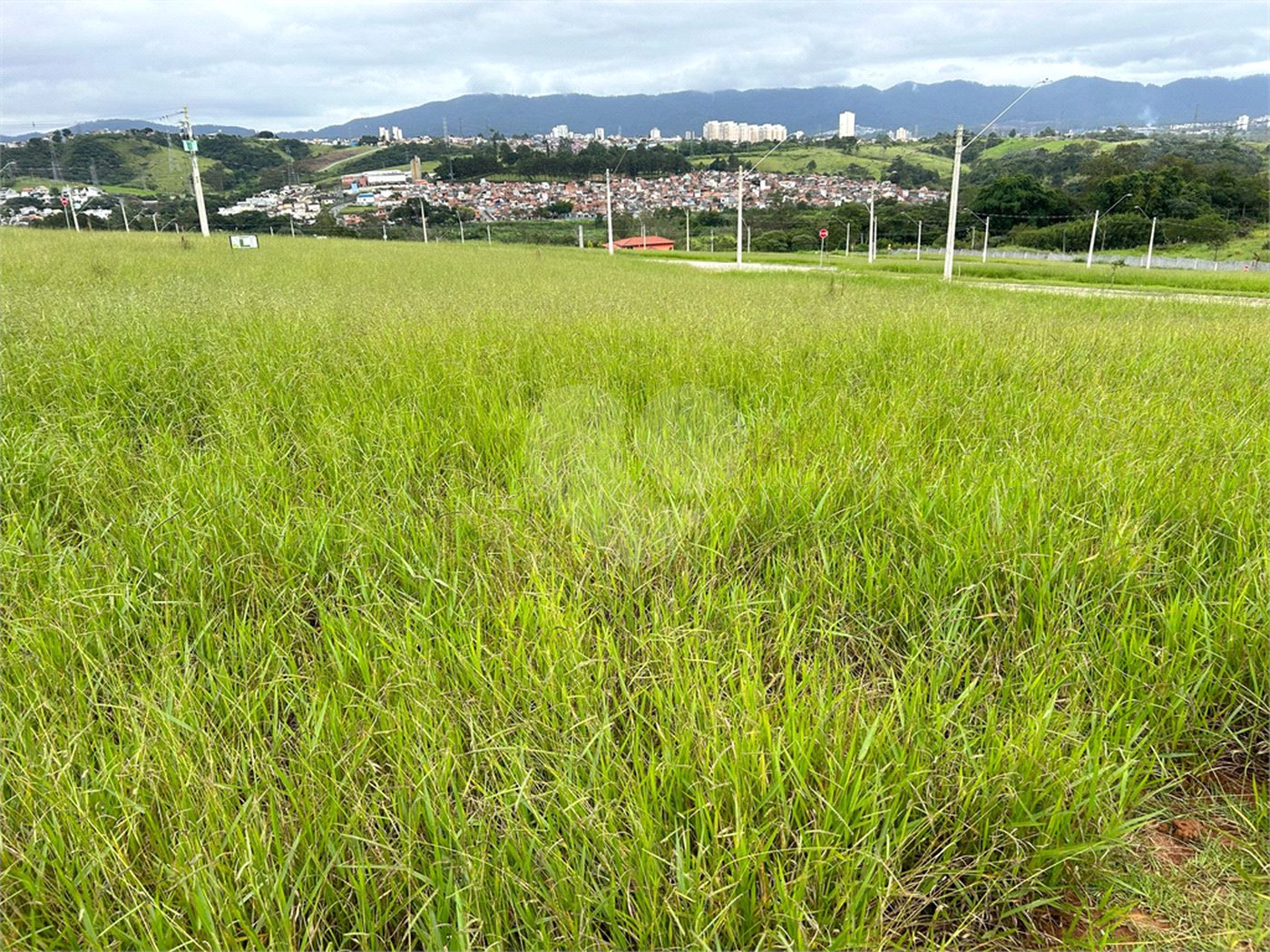 Terreno à venda no condomínio Real Park 2, Mogi das Cruzes - SP