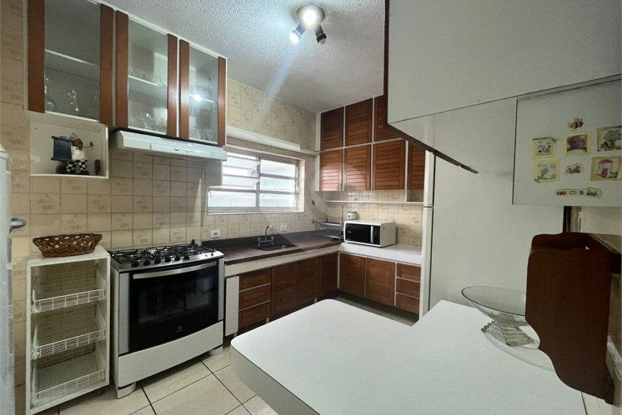 Casa à venda com 4 quartos, sendo 3 suítes, em Jardim França, São Paulo, SP