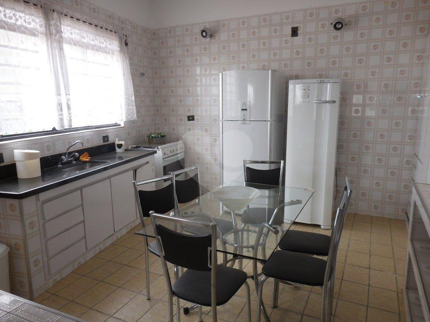 Casa à venda com 4 quartos, sendo 3 suítes, em Jardim Franca, São Paulo, SP