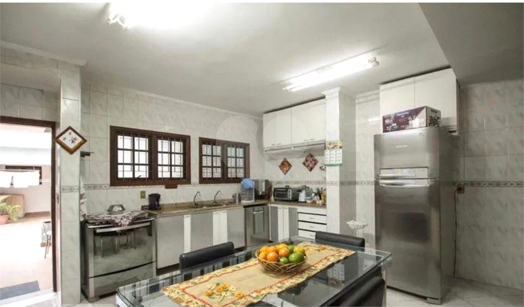 Sobrado à venda com 3 quartos, sendo 1 suíte, em Vila Dom Pedro Ii, São Paulo, SP