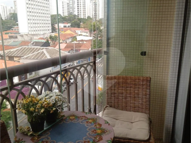 Apartamento à venda com 3 quartos, sendo 2 suítes,  em Campo Belo, São Paulo, SP