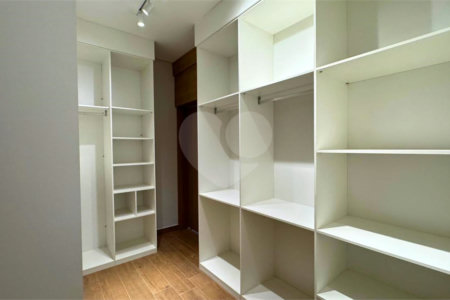 Casa à venda com 4 suítes no condomínio Santo Antonio II, Itu - SP
