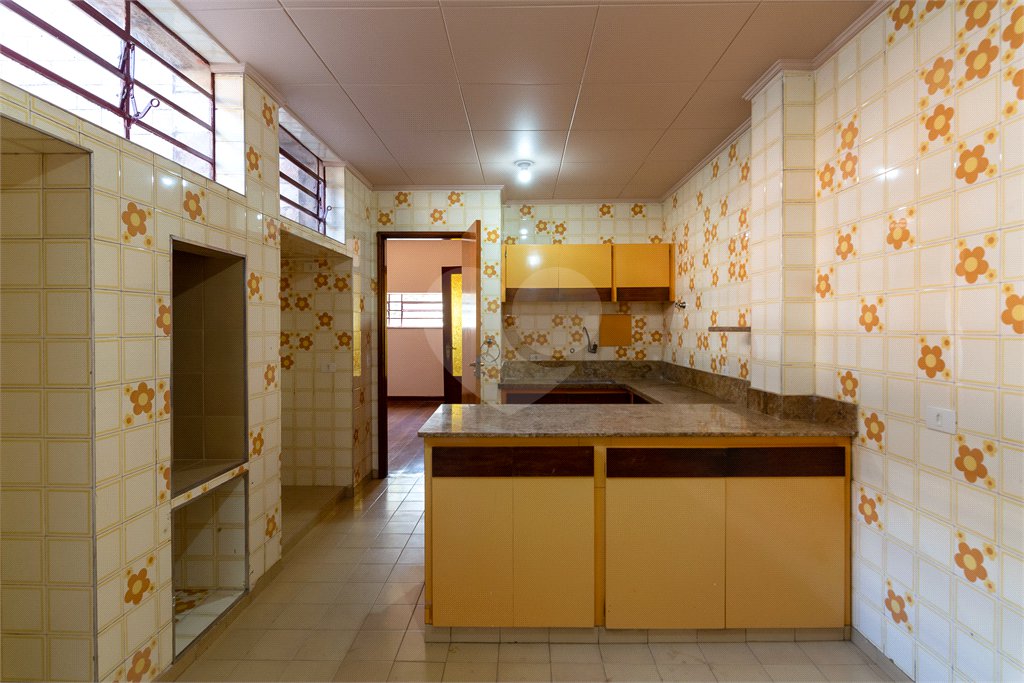 Casa à venda com 4 quartos, sendo 2 suítes, em Perdizes, São Paulo, SP