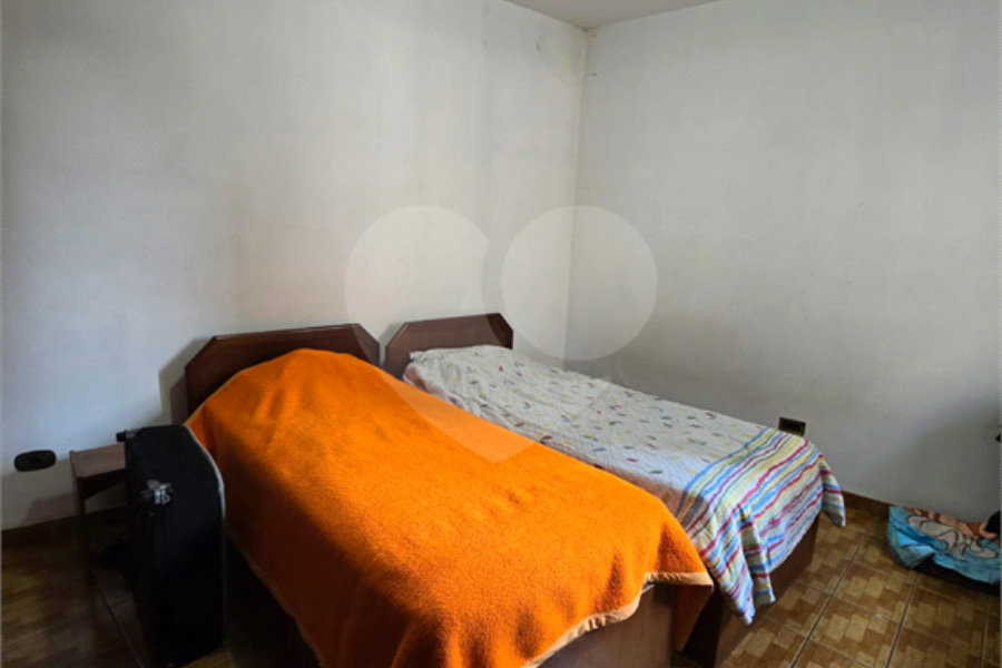 Sobrado à venda com 5 quartos, sendo 1 suíte, em Vila Bonilha, São Paulo, SP