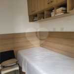 Casa à venda com 3 quartos, sendo 1 suíte, no condomínio Residencial Isabel, São Paulo - SP