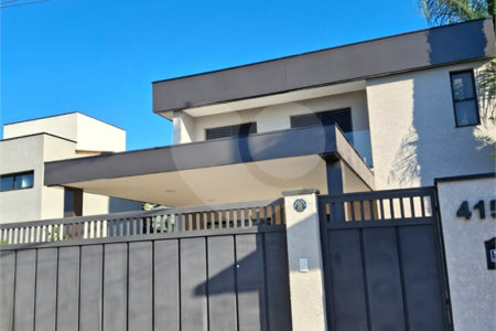 Casa à venda com 3 suítes em Vila Esperia ou Giglio, Atibaia, SP