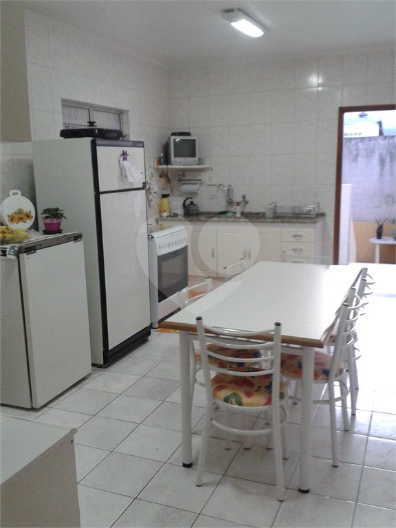 Sobrado à venda com 3 quartos em Vila Dona Augusta, São Paulo, SP