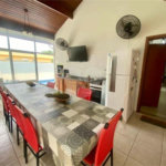 Casa à venda com 3 quartos, sendo 1 suíte, no condomínio Recanto dos Paturis, Vinhedo - SP