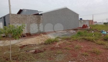 Terreno à venda com 2 quartos em Parque Itapê, Itapetininga, SP