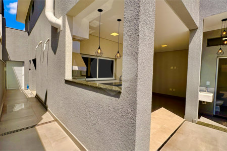 Casa à venda com 4 quartos, sendo 1 suíte,  no condomínio Villagio Milano, Sorocaba - SP
