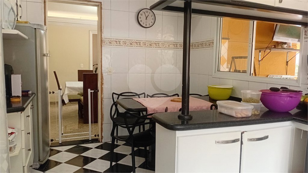 Casa à venda com 4 quartos, sendo 2 suítes, no condomínio Canamari, São Paulo - SP