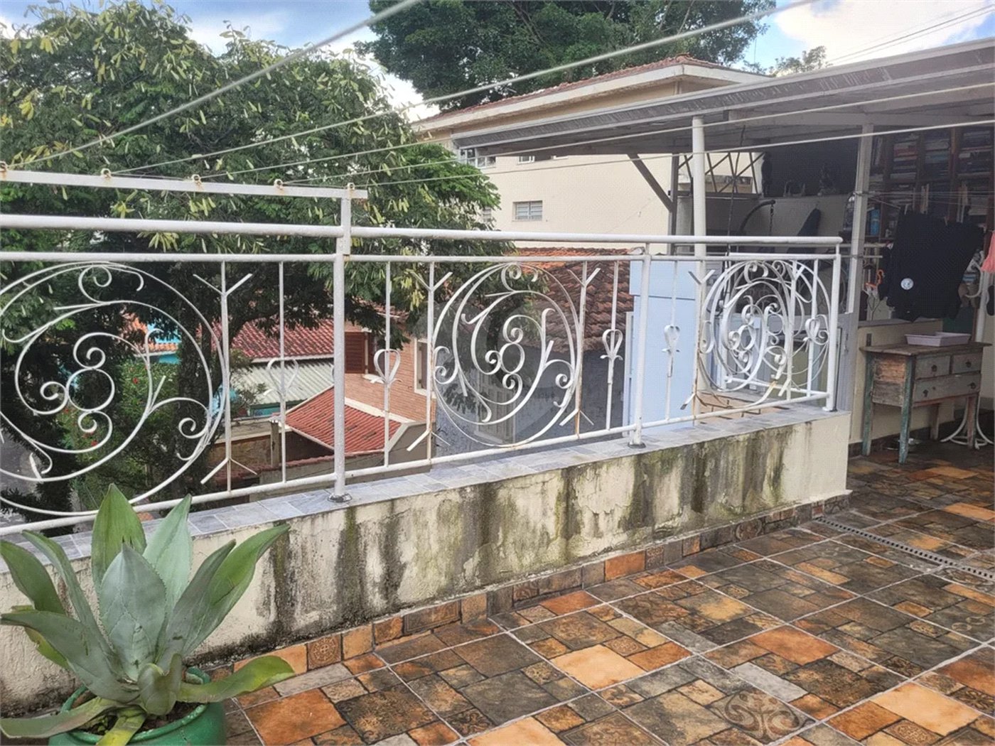 SOBRADO 3 QUARTOS NO JARDIM FLORESTA ZONA NORTE