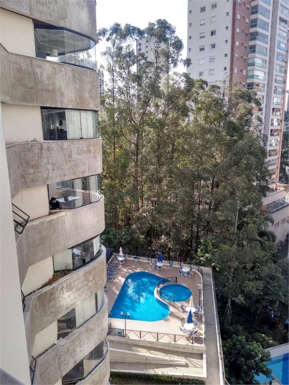 Apartamento à venda com 4 quartos, sendo 1 suíte, em Vila Andrade, São Paulo, SP