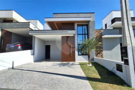 Casa à venda com 3 quartos, sendo 1 suíte, no condomínio Jardim Residencial Villagio Ipanema I, Sorocaba - SP