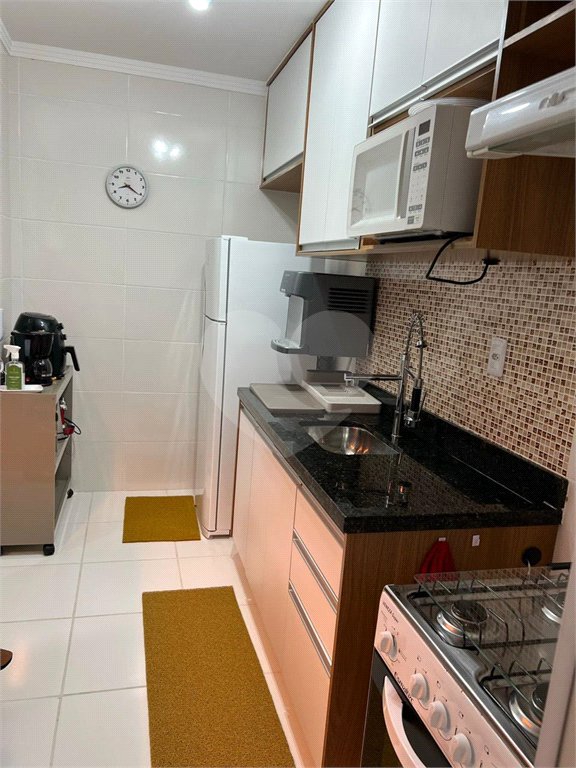Apartamento à venda com 2 quartos, sendo 1 suíte, no Centro, Mongaguá, SP