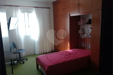 Casa à venda com 4 quartos, sendo 1 suíte, em Vila Rosa, Itapetininga, SP