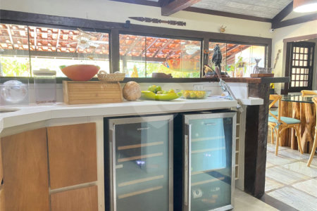 Casa à venda com 6 quartos, sendo 4 suítes, em Canto, Armação dos Búzios, RJ