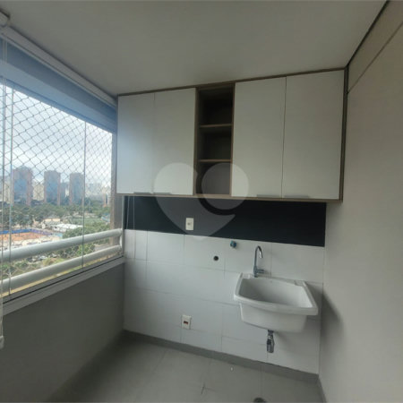 Apartamento à venda ou para alugar com 2 quartos, sendo 1 suíte, em Parque Industrial Tomas Edson, São Paulo, SP