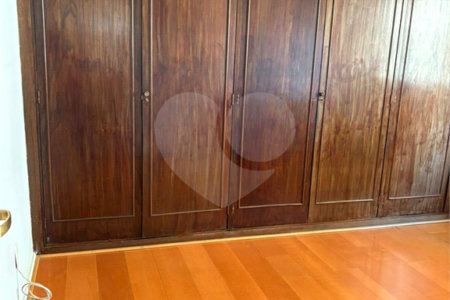Apartamento à venda ou para alugar com 3 quartos, sendo 1 suíte,  em Pinheiros, São Paulo, SP