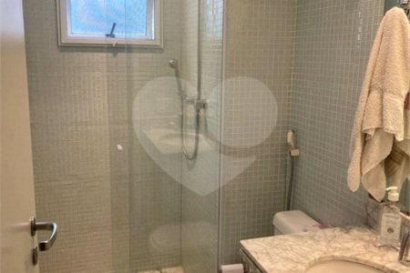 Apartamento à venda com 3 quartos, sendo 1 suíte, em Indianópolis, São Paulo, SP